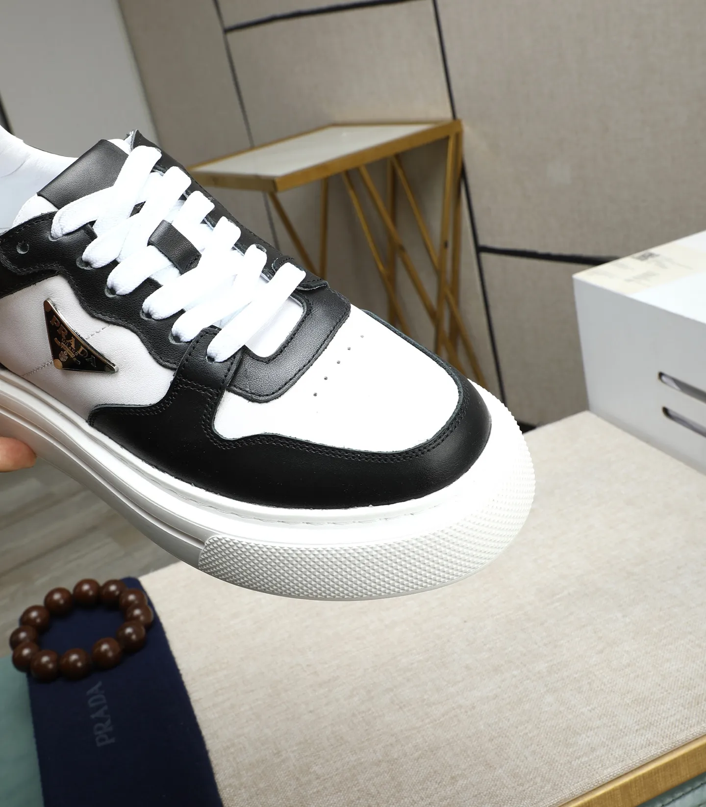 Men's shoes 💰500 🌹🌹[PRADA—Prada] 2025 latest model 🙈original replica! 👟👟👟Available here. The workmanship is top-notch. The upper is made of Italian 🇮🇹Imported calfskin. ❗️Breathable genuine leather lining @Suitable for travel. The original version has an enlarged engraved sole, making it suitable for all kinds of travels, showing low-key luxury. Let quality speak for itself. Color: Size: 38-44